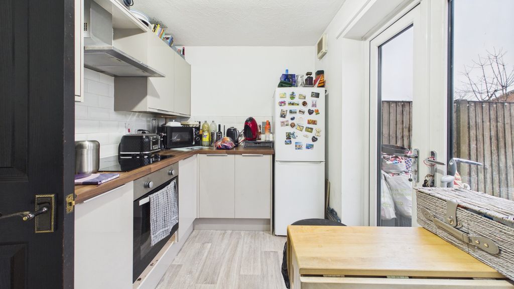 Property photo 3 of 15 2805697