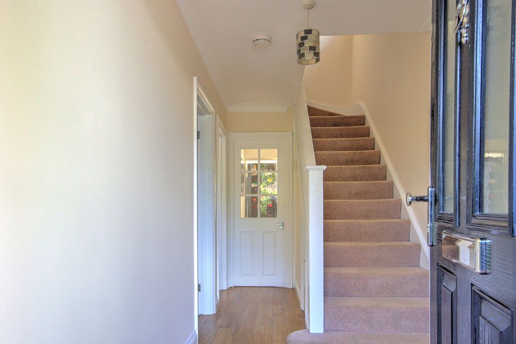 Property photo 2 of 24