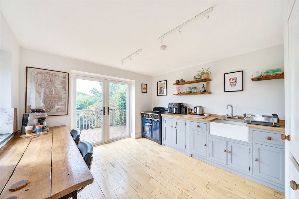 Property photo 3 of 30 Picture No. 43