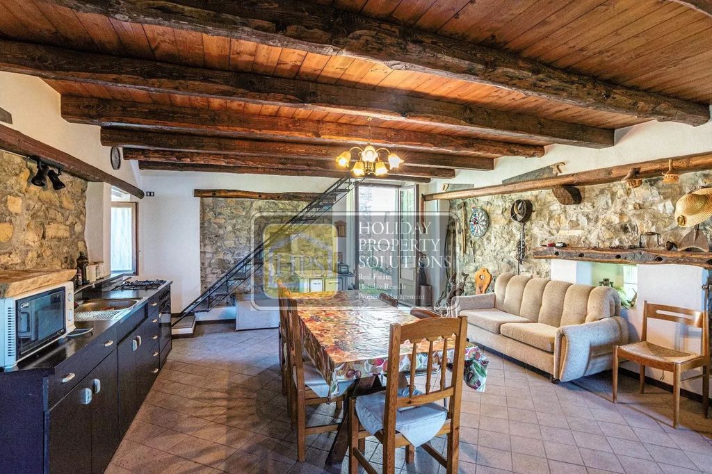 Property photo 3 of 39