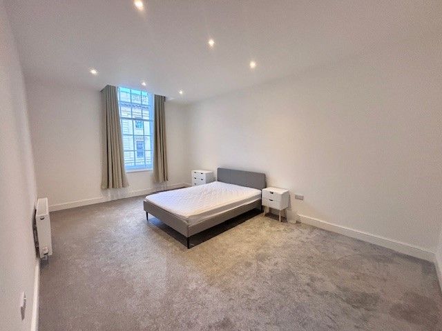 Property photo 3 of 11 Bedroom 1