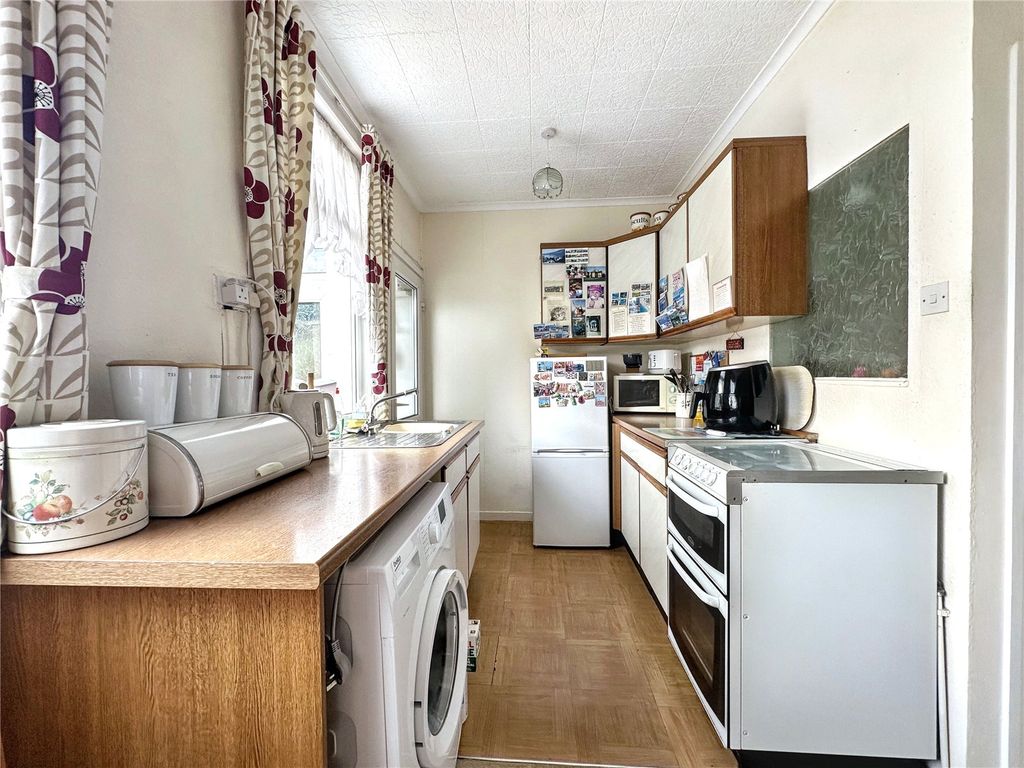 Property photo 2 of 10 Picture No. 04
