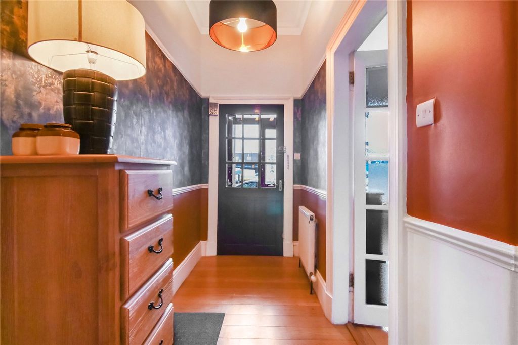 Additional image 7 of 1 bed flat for saleGlasgow Road, Paisley, Renfrewshire PA1