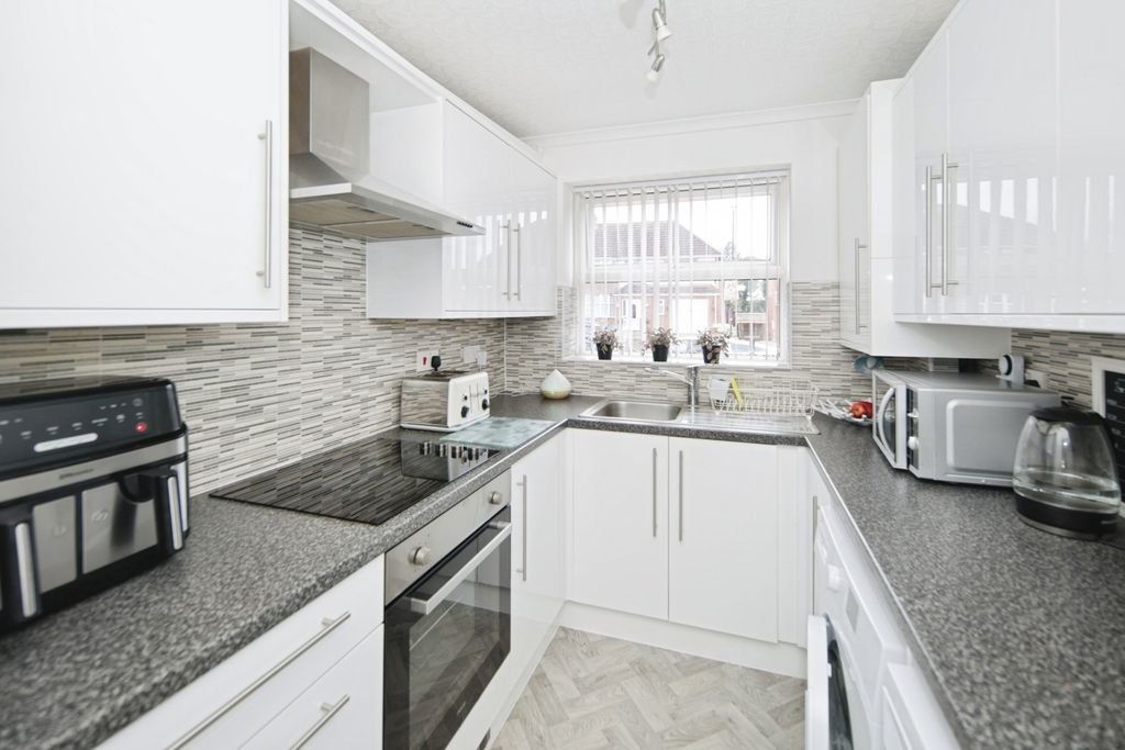 Property photo 3 of 22 Pbox-Img.Jpg