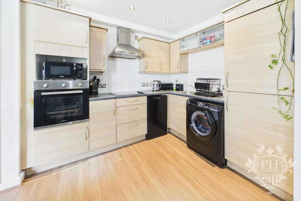 Property photo 1 of 13 639122637A34425A97Db339Efc80F1Af_100_Cam02002G0-Pr