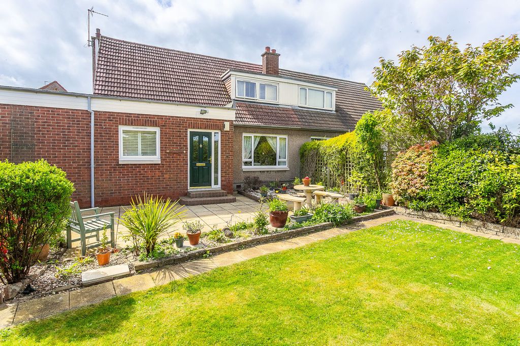 Property photo 1 of 38