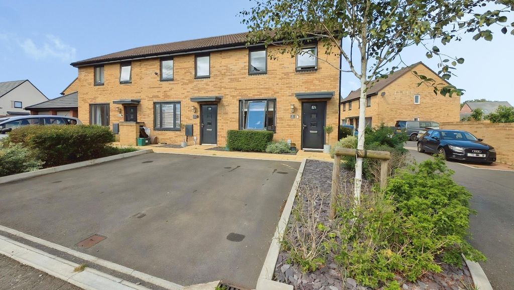 Property photo 1 of 18 Pbox-Img.Jpg