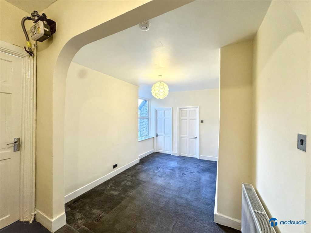 Property photo 2 of 17 Img_4057.Jpg