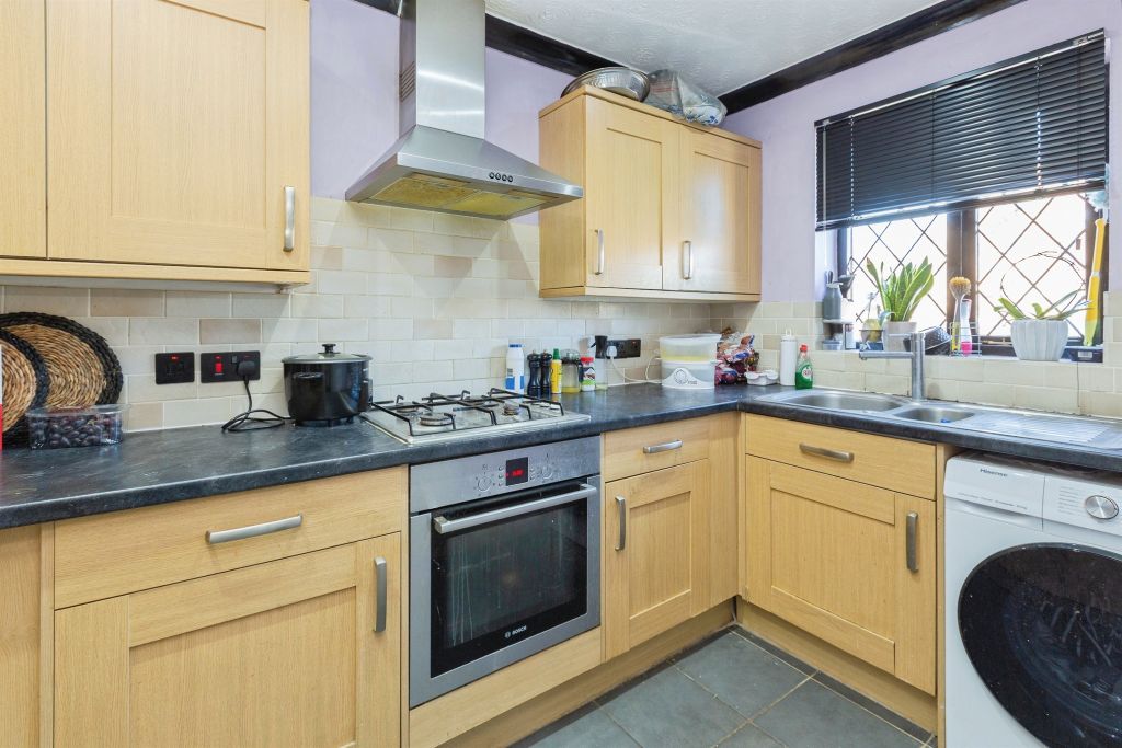Property photo 3 of 16