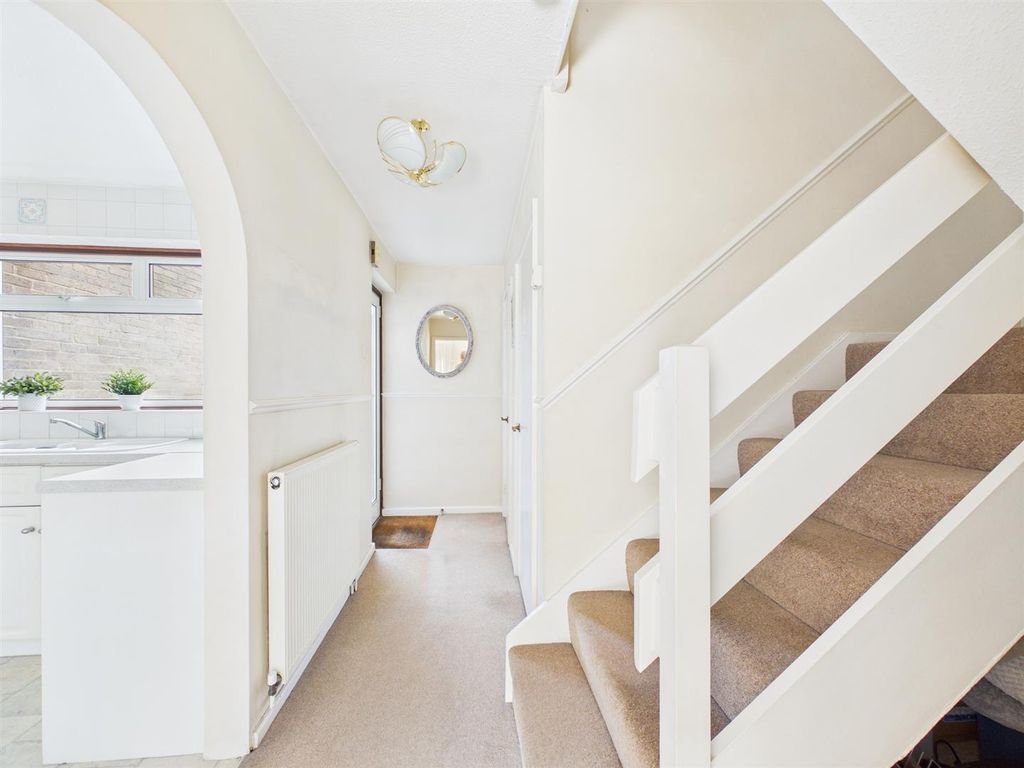 Property photo 2 of 14 Cam02885G0-Pr0592-Still005.Jpg