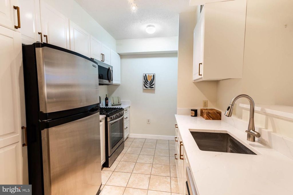 Property photo 3 of 17 <Alttext/>