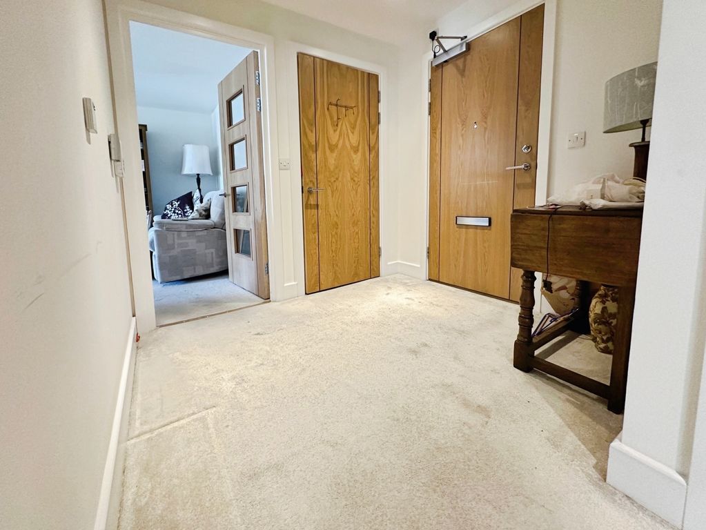 Property photo 2 of 11 Pbox-Img.Jpg