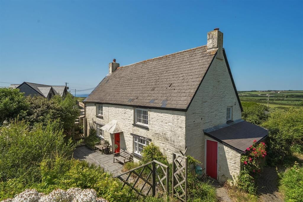 Property photo 2 of 32 4844394