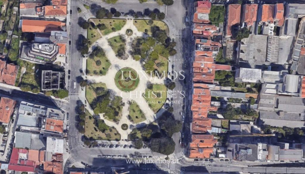 Property photo 2 of 3