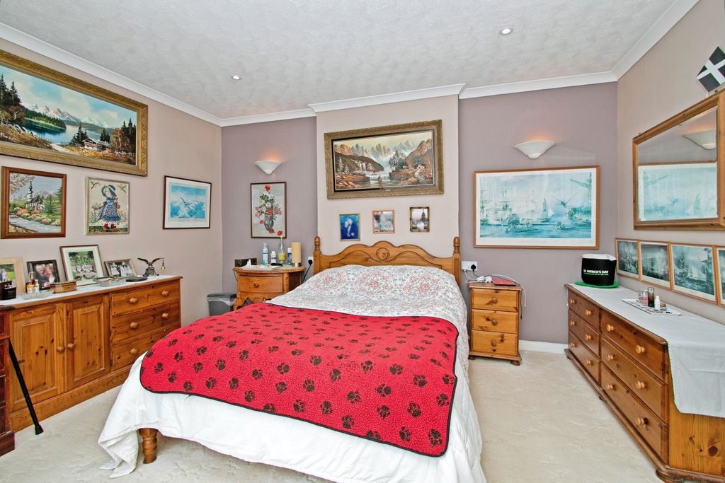 Property photo 2 of 24 Photo