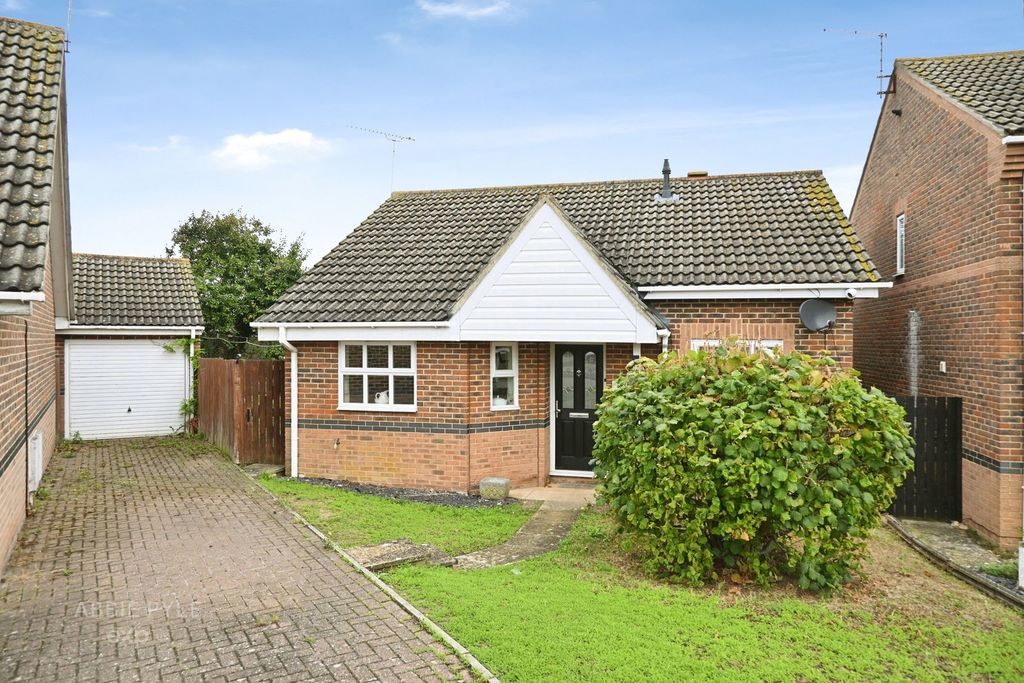 Property photo 1 of 11