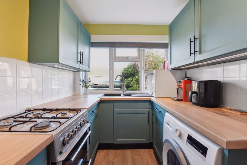 Property photo 2 of 9 Photo 8