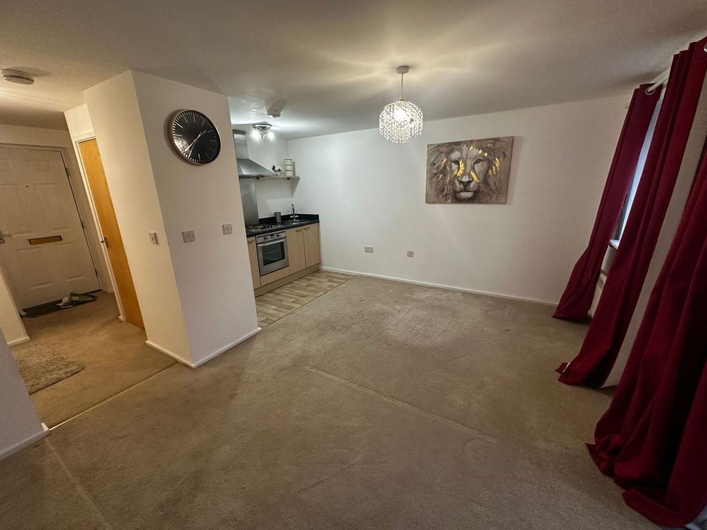Property photo 3 of 7