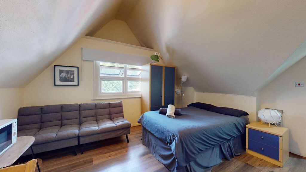 Property photo 3 of 5