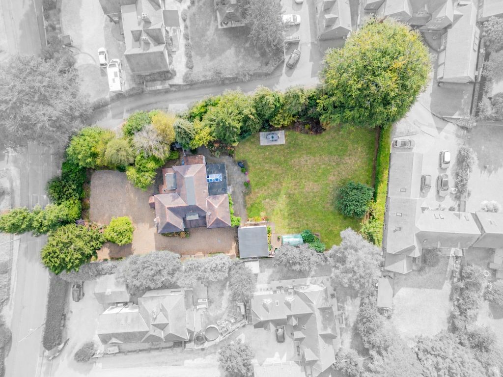 Property photo 3 of 68 5166796