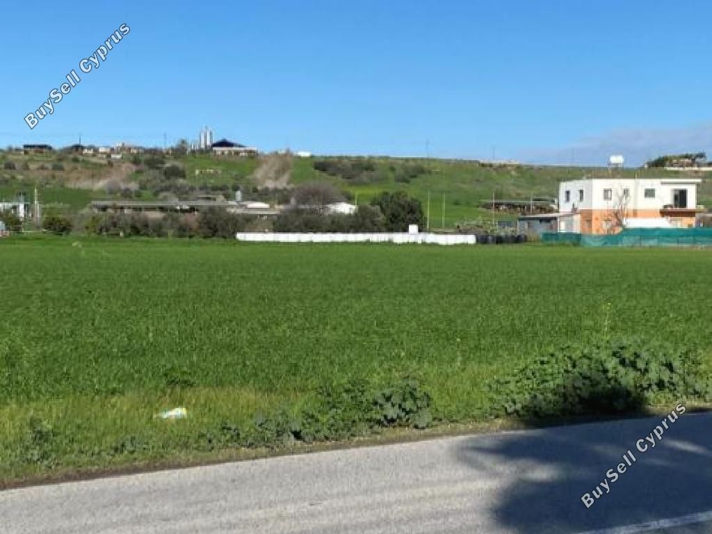 Property photo 3 of 6