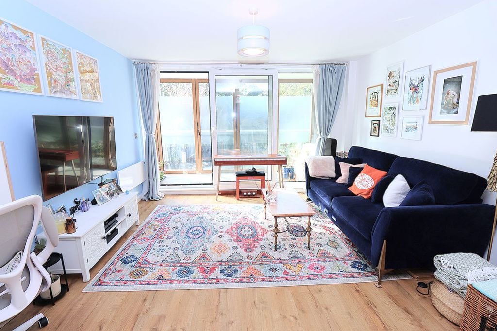 Property photo 3 of 14