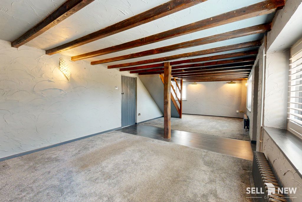 Property photo 3 of 23 Internal Images 
