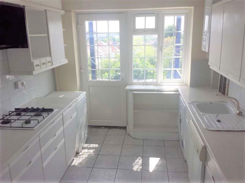 Property photo 3 of 4