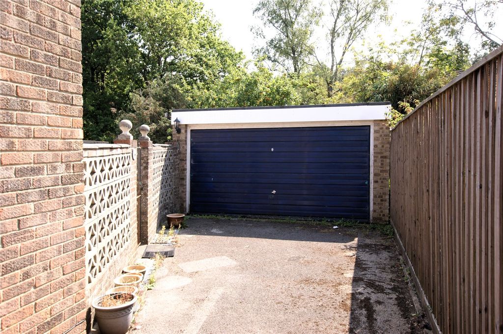 Property photo 3 of 10 Picture No. 11