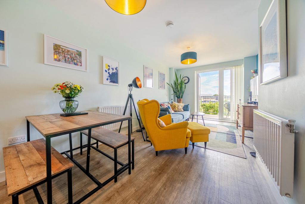 Property photo 1 of 22 1470680-9-6A1ee5B...