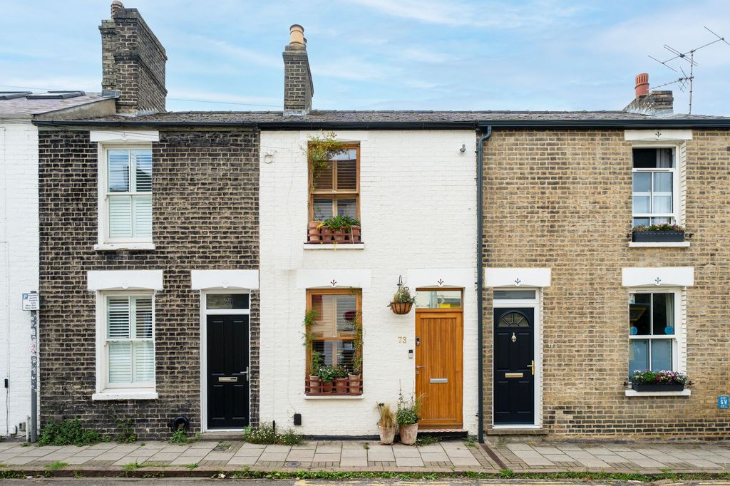 Property photo 1 of 24