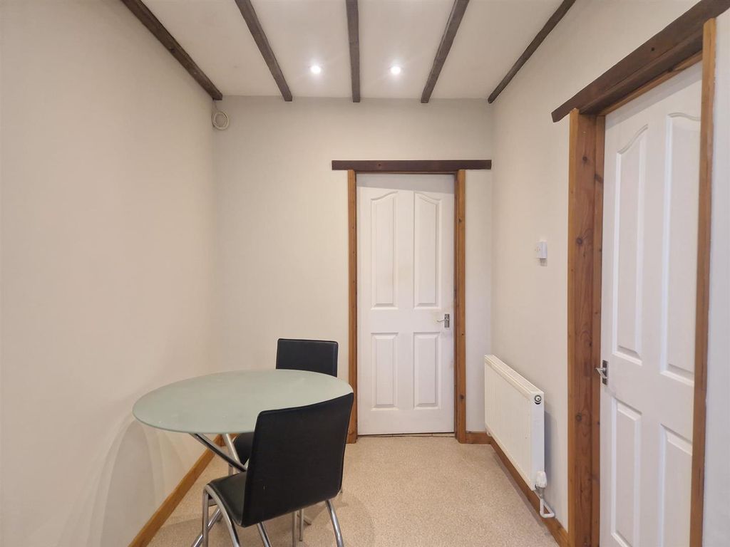 Property photo 3 of 7 Dining Area.Jpg