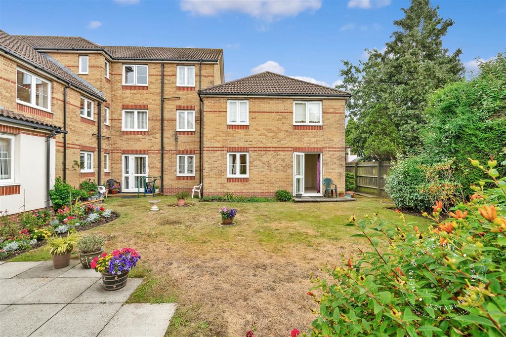 Property photo 1 of 25 Hern Crabtree-236.Jpg