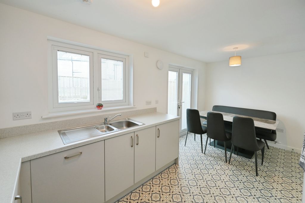 Additional image 6 of 3 bed semi-detached house for saleLongbow Place, Kilwinning KA13