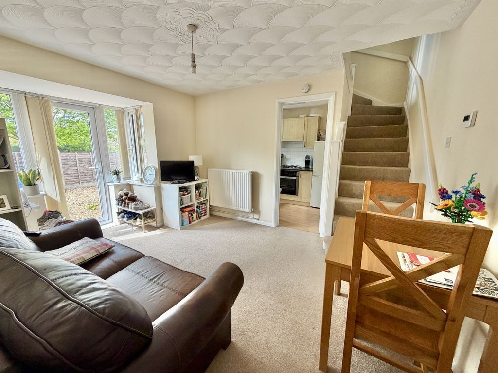 Property photo 2 of 6