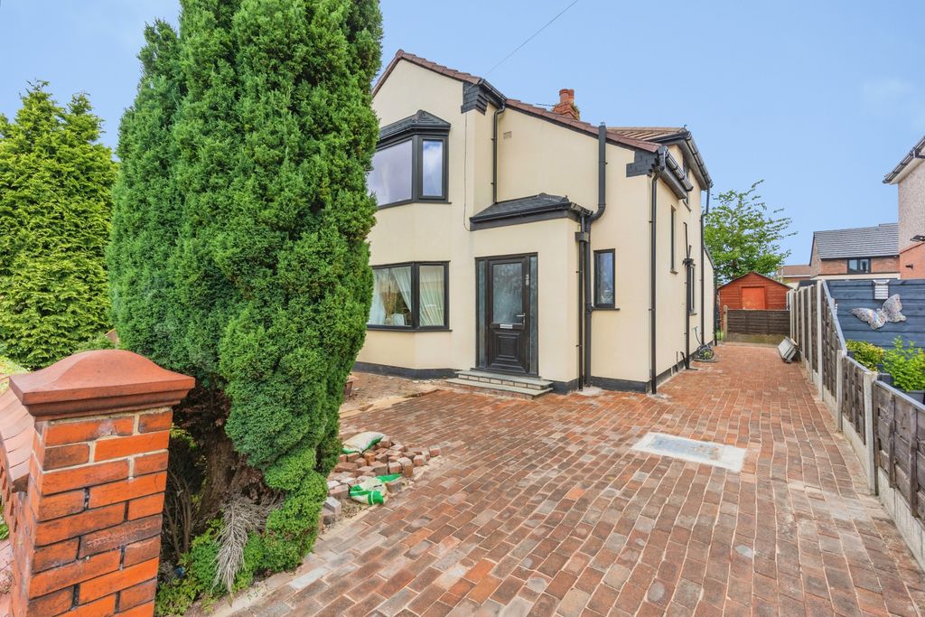 Property photo 1 of 29