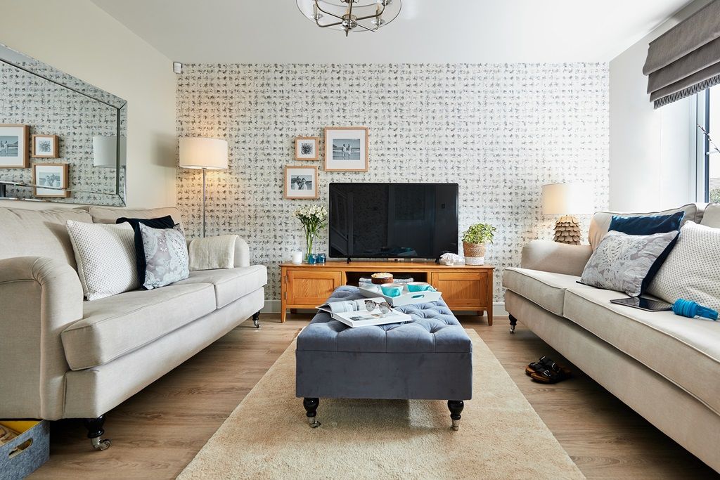 Property photo 1 of 14 A Welcoming Living Space Perfect For Quiet Nights Or Family Time