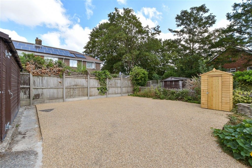 Property photo 2 of 14 Driveway/Parking