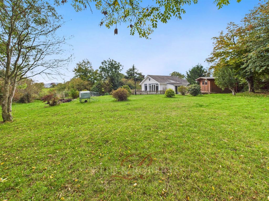 Property photo 2 of 39 Still043-Garden.Jpg