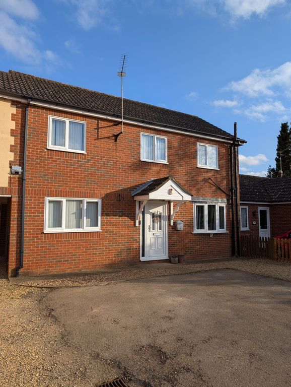 Property photo 1 of 16 1000068401