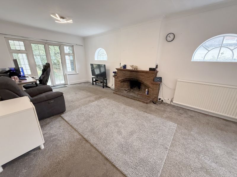 Property photo 2 of 29 Photo 24