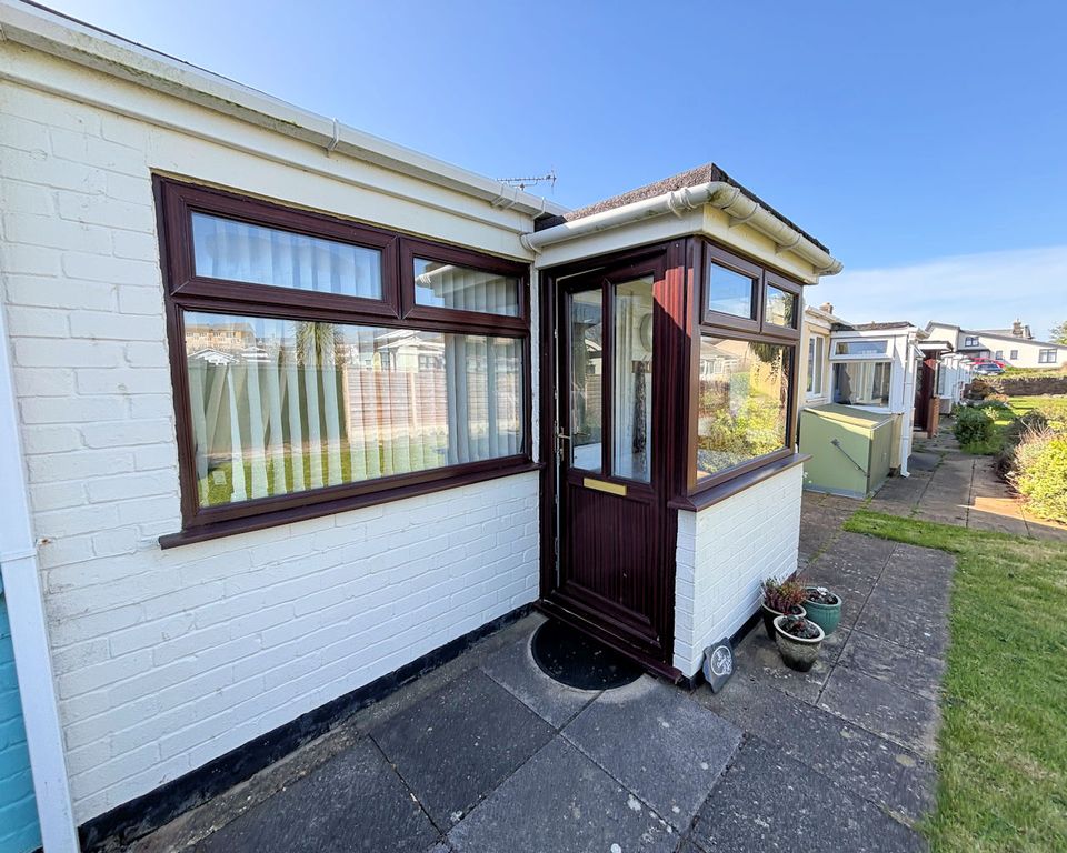 Property photo 3 of 27