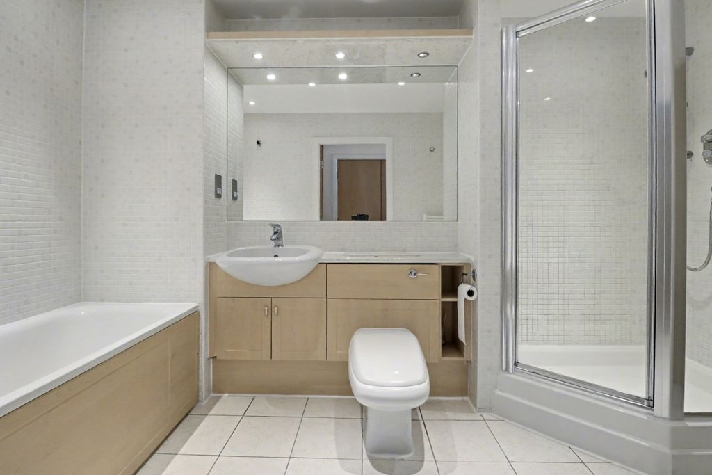 Property photo 3 of 10 Img_4419