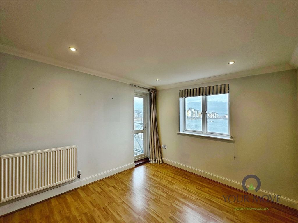 Property photo 3 of 15 Bedroom 1