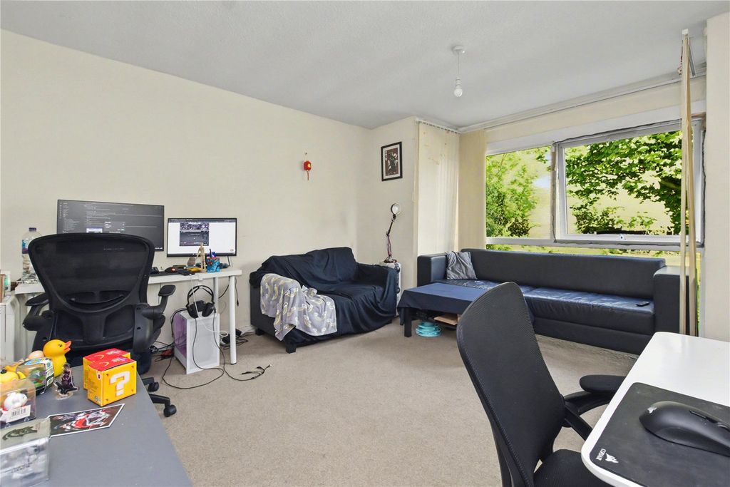 Property photo 2 of 8 Picture No. 03