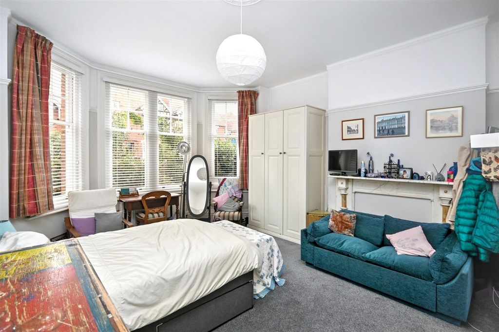 Additional image 7 of 3 bed flat for saleArlington Road, Eastbourne BN21