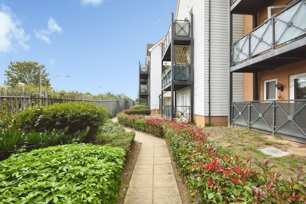 Property photo 2 of 13 Pbox-Img.Jpg
