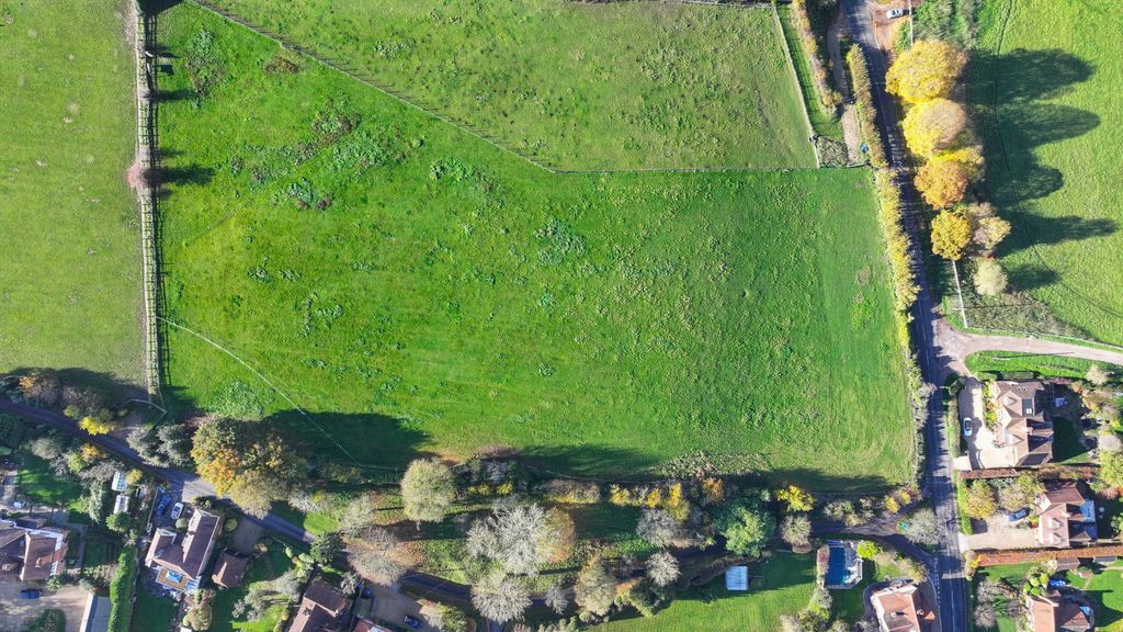 Property photo 3 of 4 Photo 2