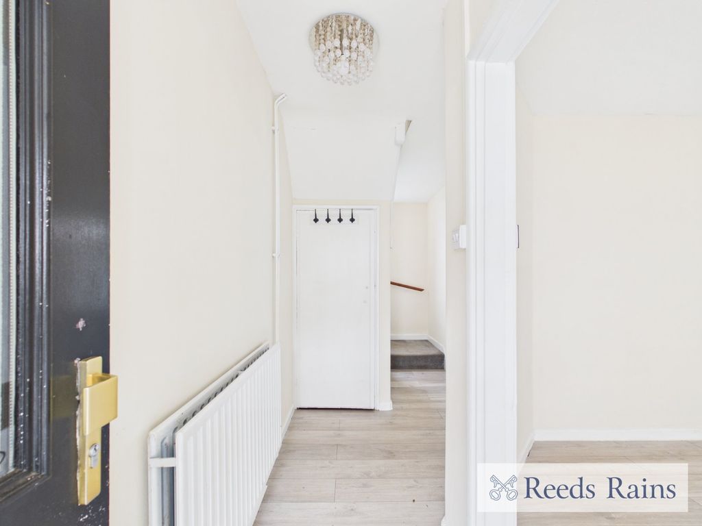 Property photo 3 of 11 Picture No. 02