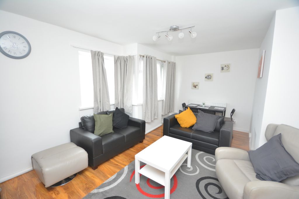 Property photo 2 of 38